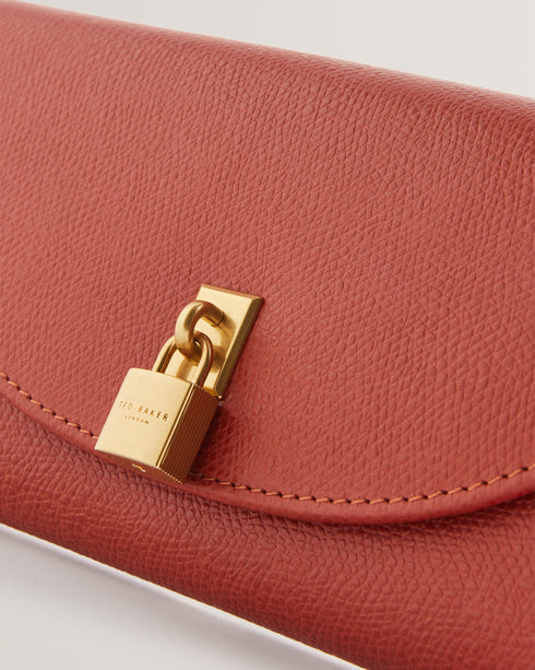 {{ product.type }} - Ted Baker London - Kosovo - WESMINA